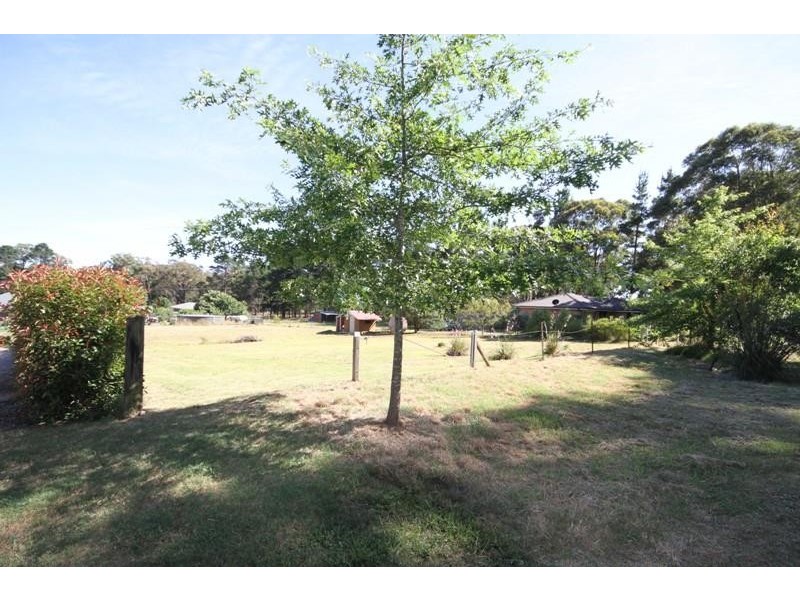 83 Camden St, Wingello NSW 2579