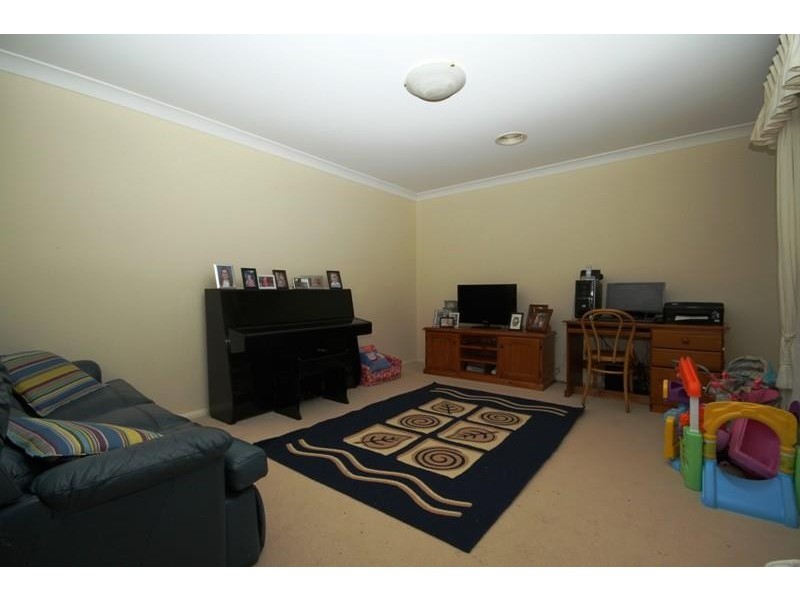 34 Eliza Power Dr, Marulan NSW 2579