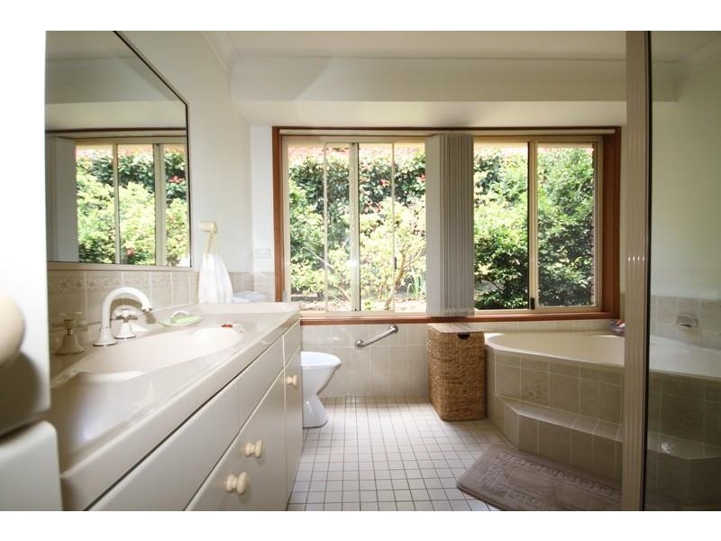 4 Dorothy Friend Pl, Bundanoon NSW 2578