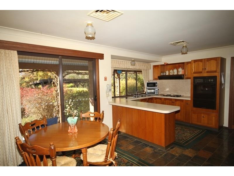 17 Ashgrove Pl, Bundanoon NSW 2578