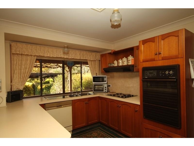 17 Ashgrove Pl, Bundanoon NSW 2578