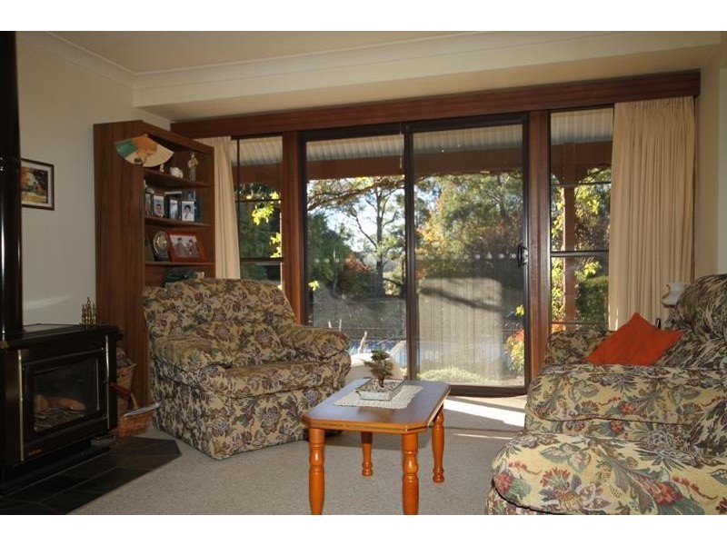 17 Ashgrove Pl, Bundanoon NSW 2578