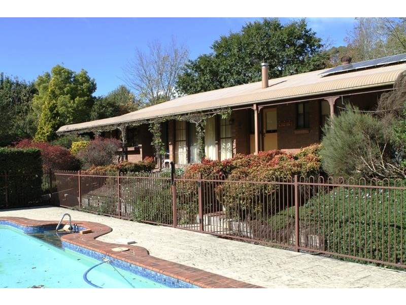 17 Ashgrove Pl, Bundanoon NSW 2578