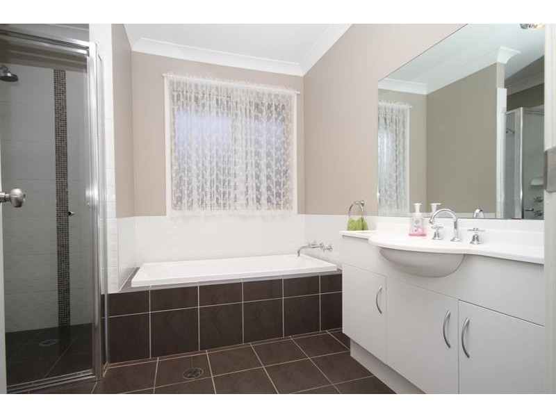 2 Hacking Cct, Marulan NSW 2579