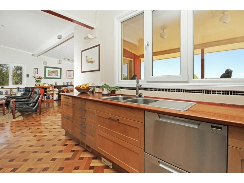 52 Bumballa St, Tallong NSW 2579