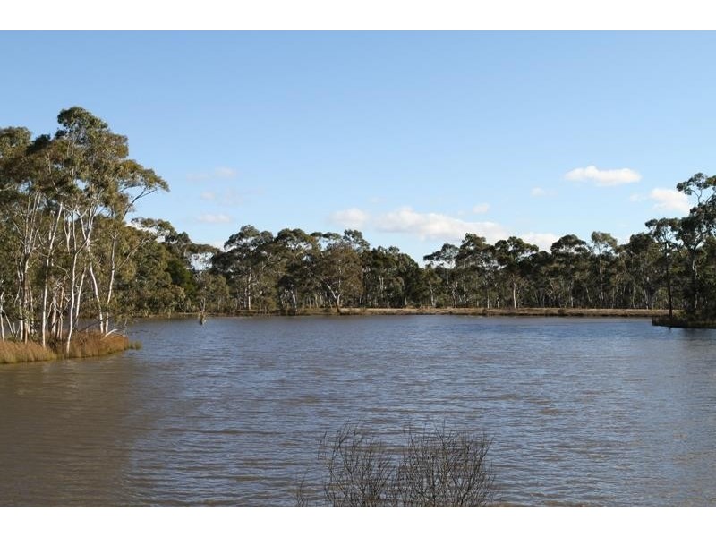 511 Mulwaree Dr, Tallong NSW 2579