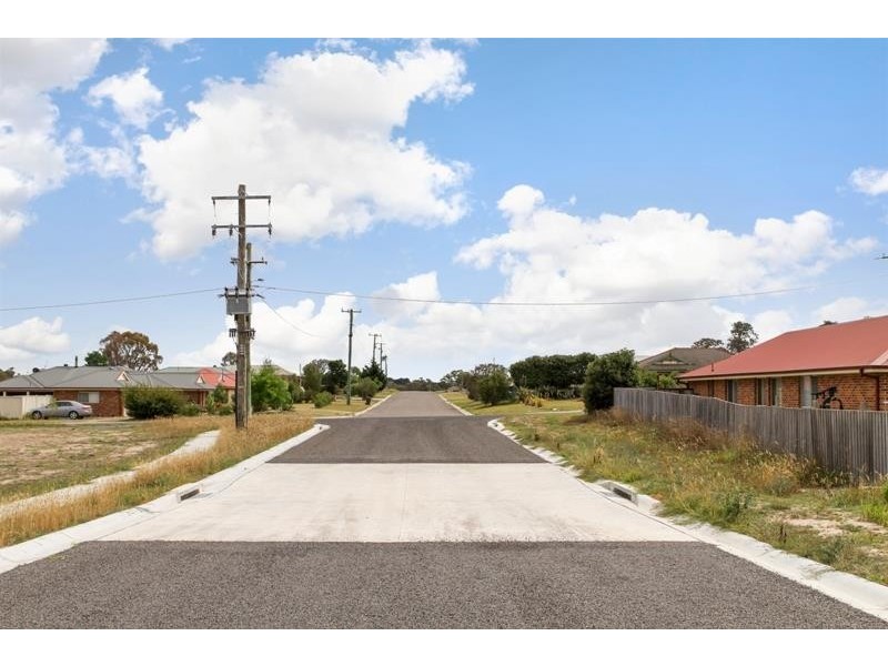 41 Patrick  Pl, Marulan NSW 2579