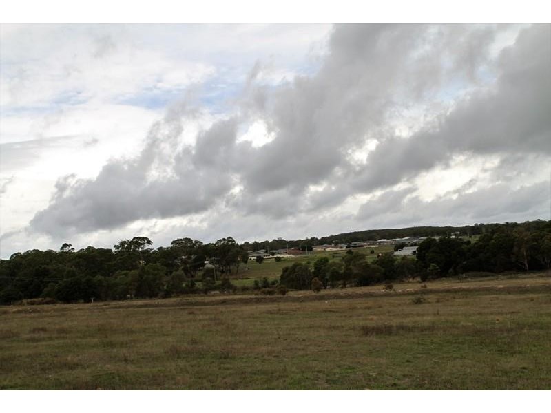 56 Suffolk Rd, Marulan NSW 2579