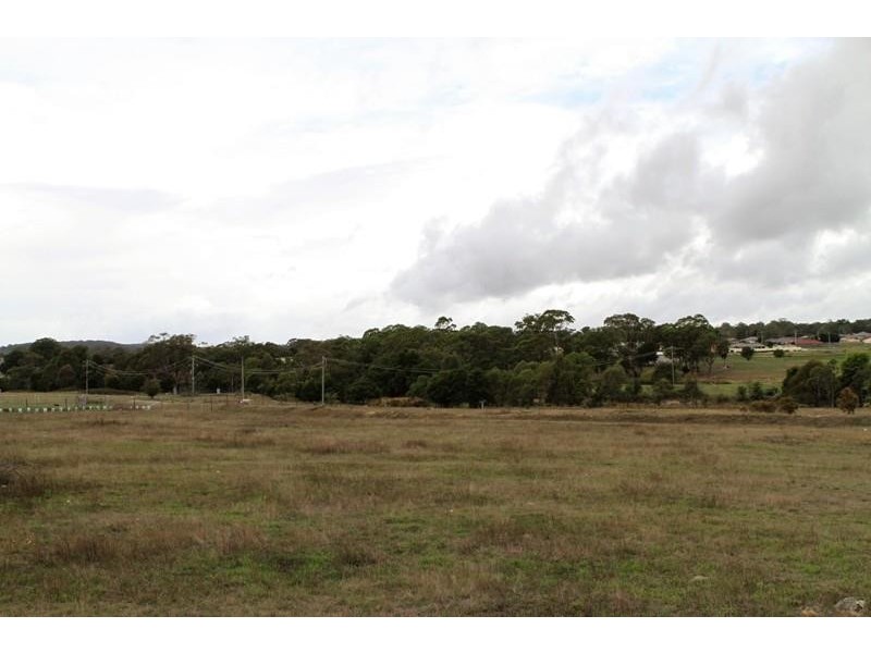 56 Suffolk Rd, Marulan NSW 2579