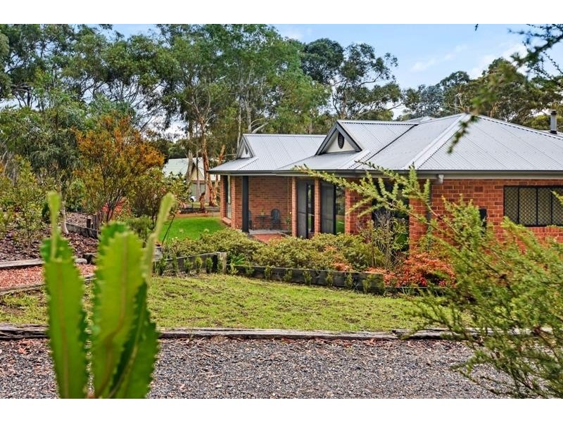 22 Banksia Ave, Tallong NSW 2579