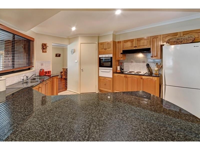 22 Banksia Ave, Tallong NSW 2579