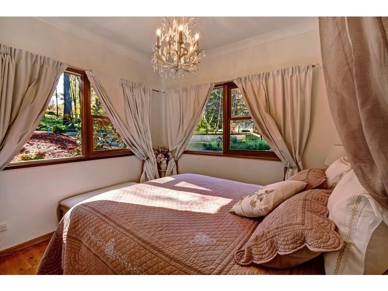15 Grey Gum Lane, Bundanoon NSW 2578