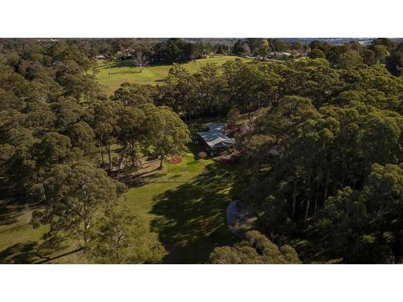 15 Grey Gum Lane, Bundanoon NSW 2578