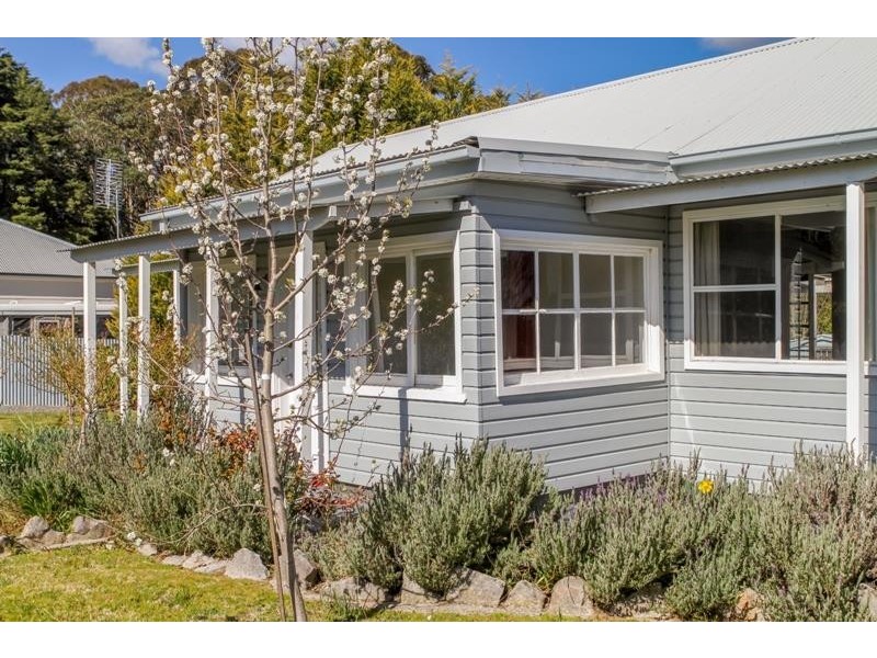 28 Penrose Rd, Bundanoon NSW 2578