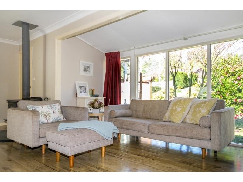 34 Bindar Cres, Bundanoon NSW 2578