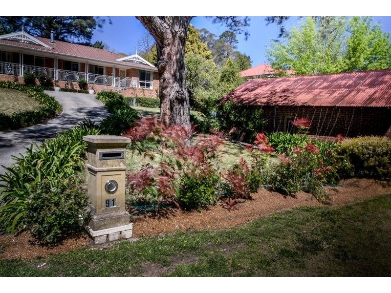 91 Railway Ave, Bundanoon NSW 2578