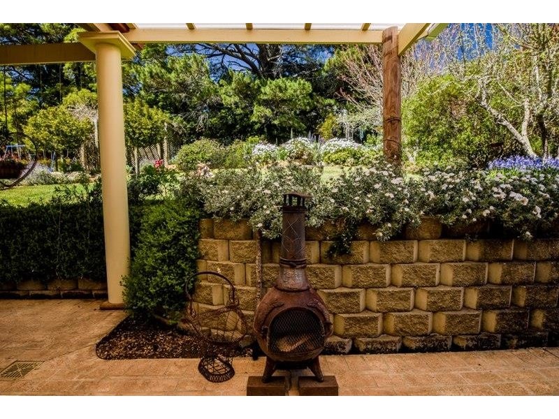 91 Railway Ave, Bundanoon NSW 2578