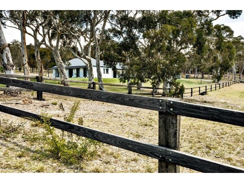 4 Bumballa St, Tallong NSW 2579