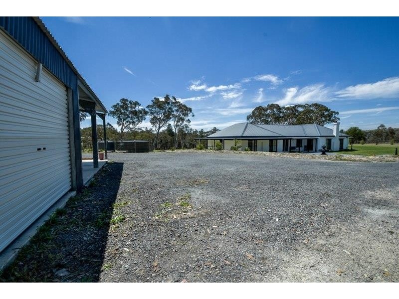 4 Bumballa St, Tallong NSW 2579