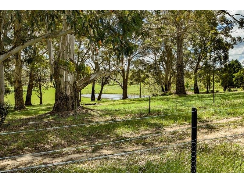 6 Cambourn Cl, Bundanoon NSW 2578