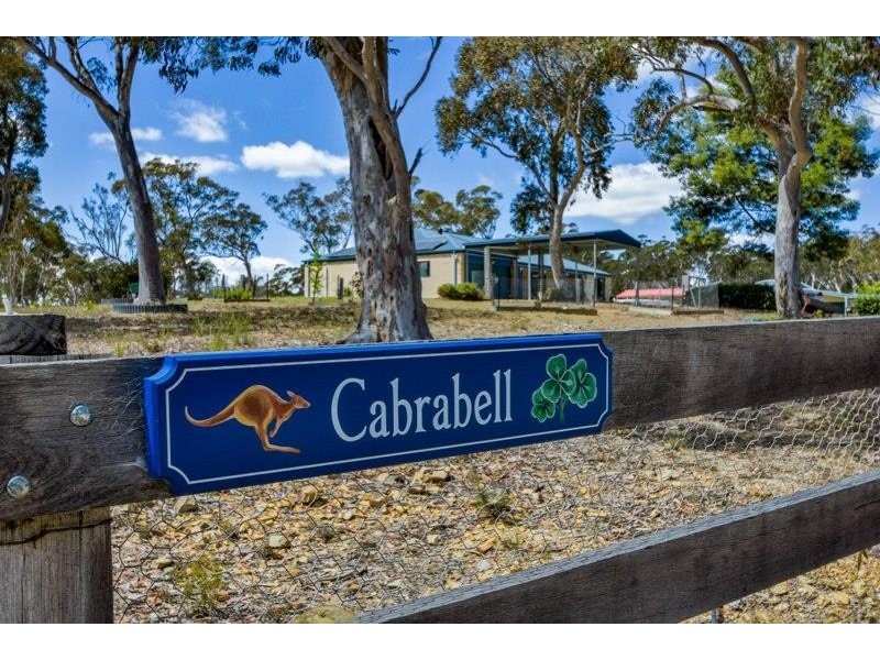 18 Wistringia Pl, Tallong NSW 2579