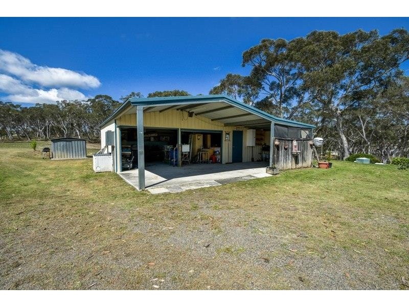 18 Wistringia Pl, Tallong NSW 2579