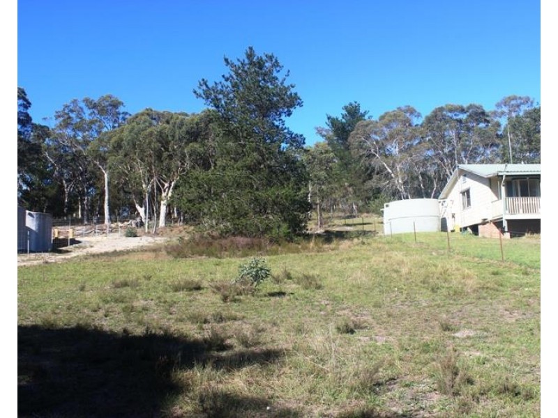 18 Huon Street, Tallong NSW 2579