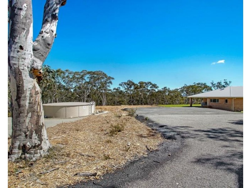 25 Hakea Close, Tallong NSW 2579