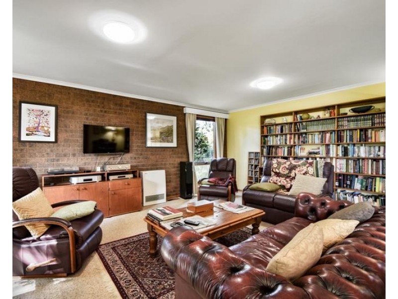 22 Bindar Crescent, Bundanoon NSW 2578