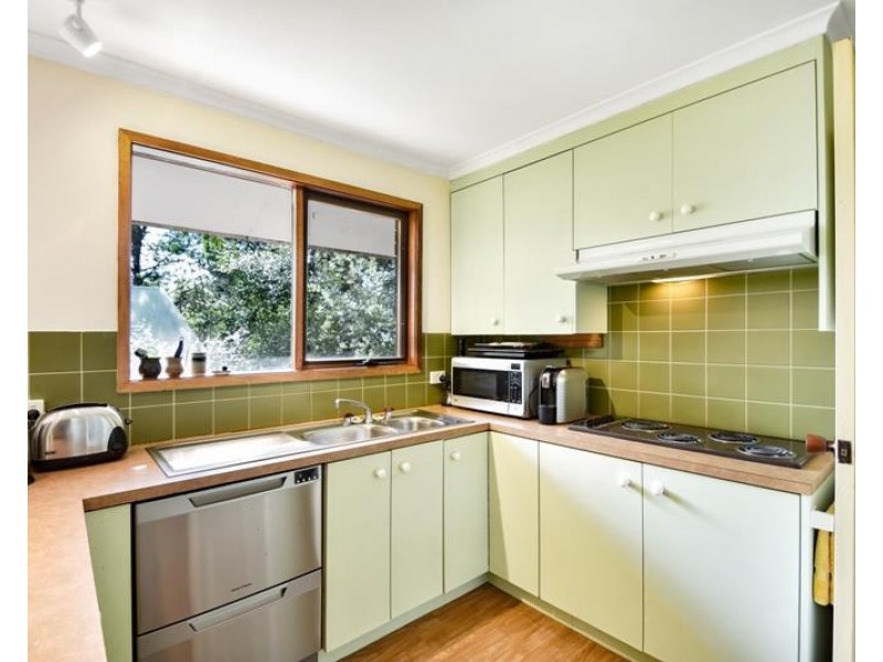 22 Bindar Crescent, Bundanoon NSW 2578