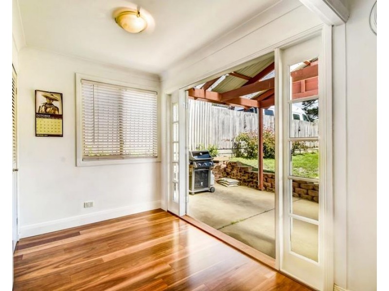 32 Hill Street, Bundanoon NSW 2578