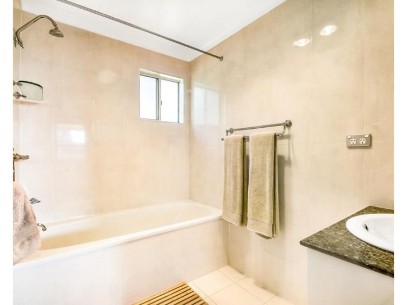 32 Hill Street, Bundanoon NSW 2578