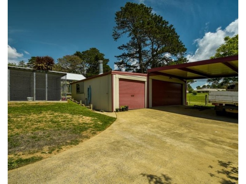 32 Hill Street, Bundanoon NSW 2578