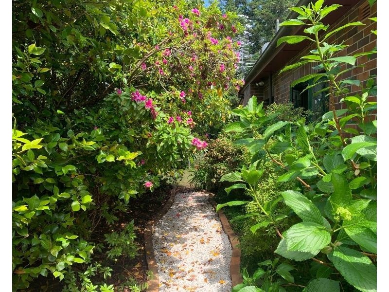 2 Nicholas Avenue, Bundanoon NSW 2578