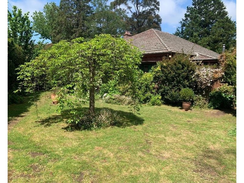 2 Nicholas Avenue, Bundanoon NSW 2578