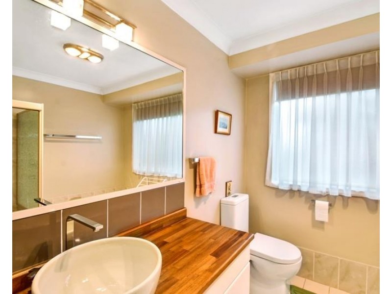 6 Birriga Avenue, Bundanoon NSW 2578