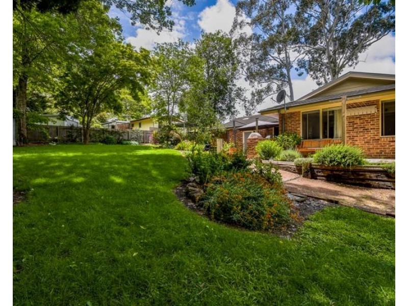 6 Birriga Avenue, Bundanoon NSW 2578