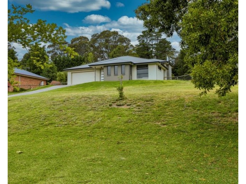 11 Bromhall Road, Bundanoon NSW 2578