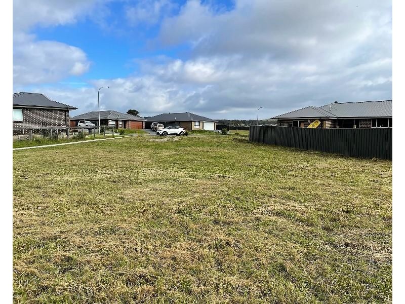 28 Morris Place, Marulan NSW 2579