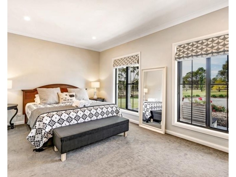 4 Bumballa Street, Tallong NSW 2579