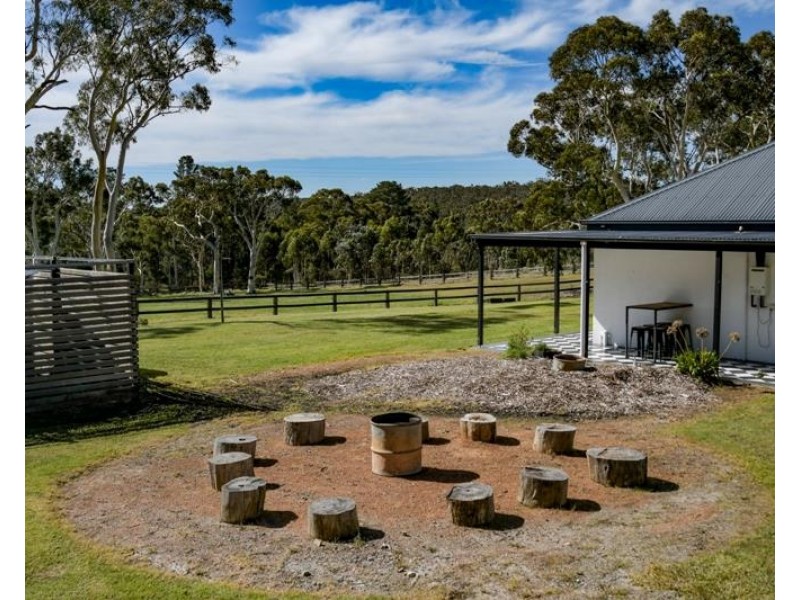 4 Bumballa Street, Tallong NSW 2579