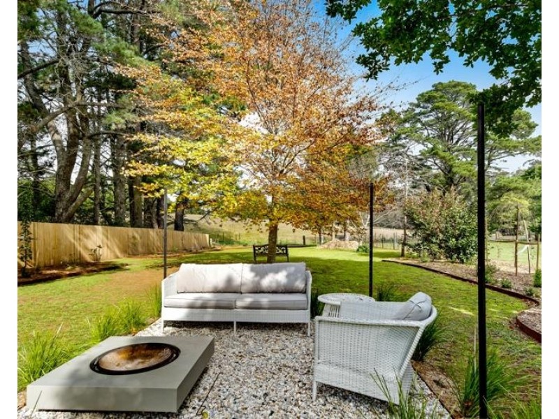 199 Railway Avenue, Bundanoon NSW 2578