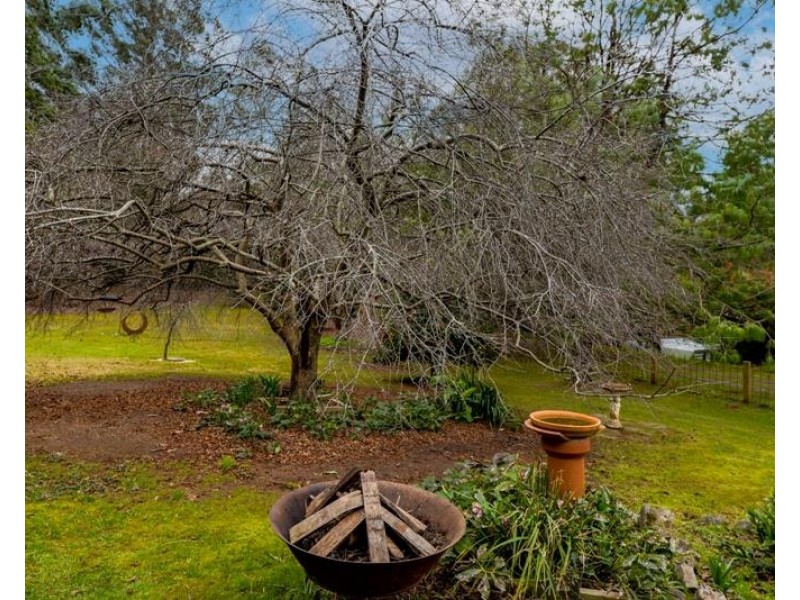 28 Garland Road, Bundanoon NSW 2578