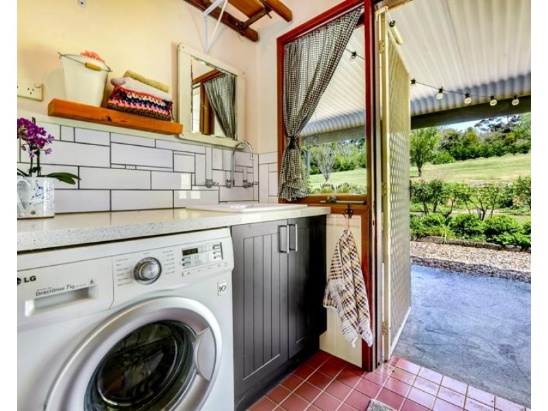 29 Garland Road, Bundanoon NSW 2578