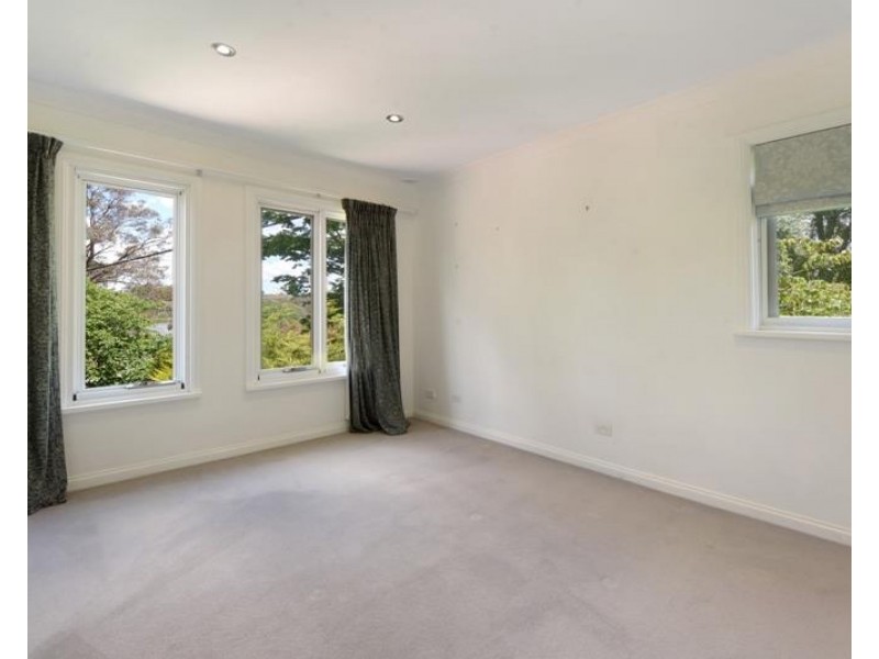 12 Ella Street, Bundanoon NSW 2578