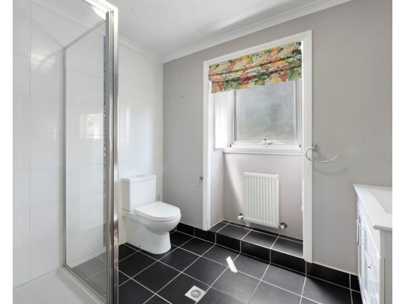 12 Ella Street, Bundanoon NSW 2578