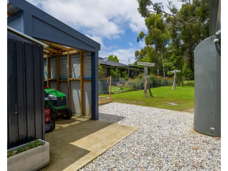 2 Bamburgh Place, Bundanoon NSW 2578