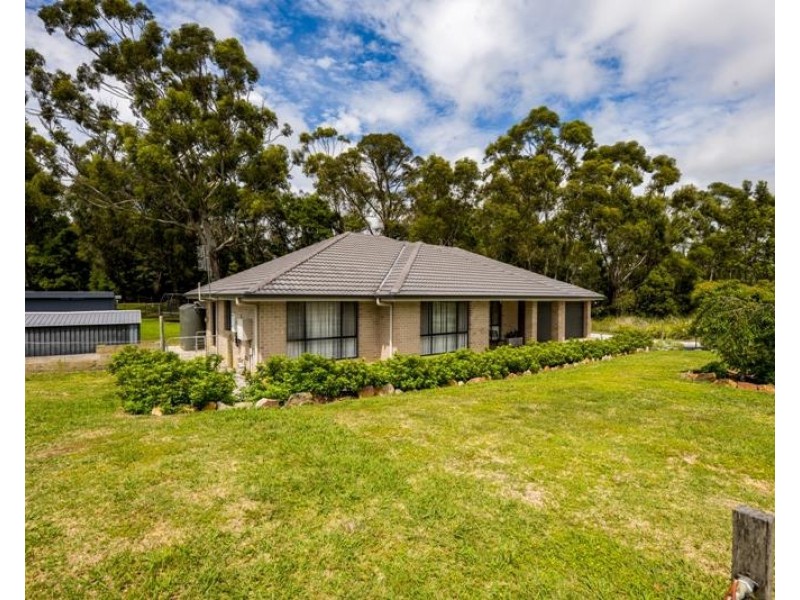 2 Bamburgh Place, Bundanoon NSW 2578