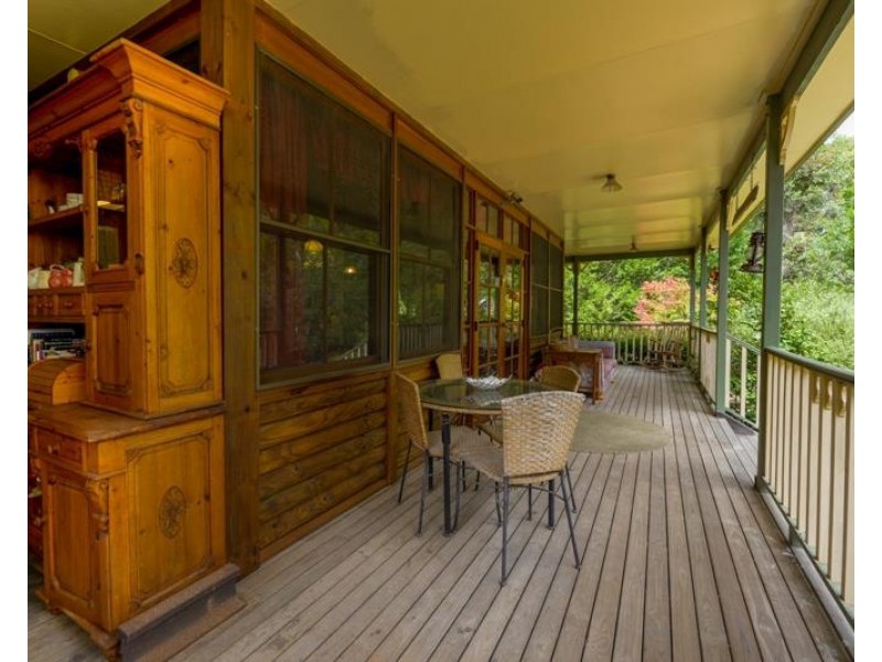 8 Davys Lane, Wingello NSW 2579