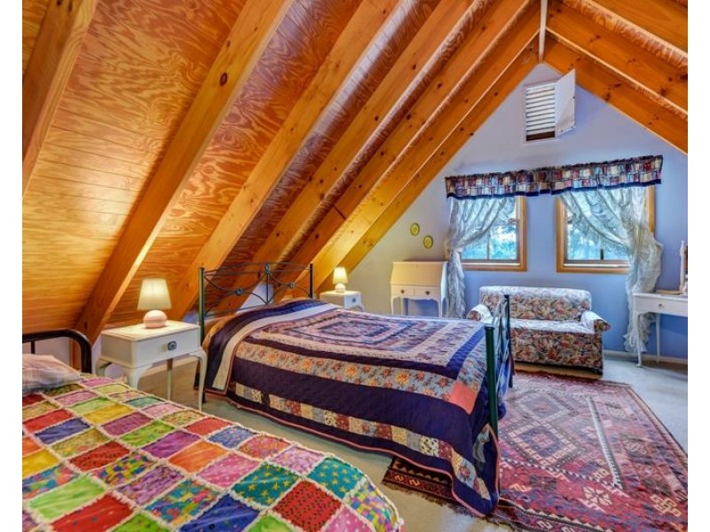 8 Davys Lane, Wingello NSW 2579